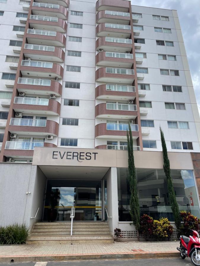 Everest Flat Service Caldas Novas Εξωτερικό φωτογραφία